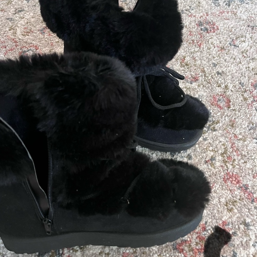 Esprit Black Faux Fur Winter Boots